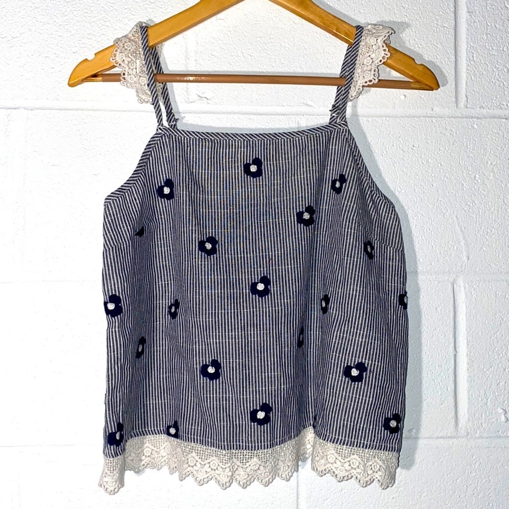 NWOT Summer Floral Striped Tank Top 🪻🌻 size M